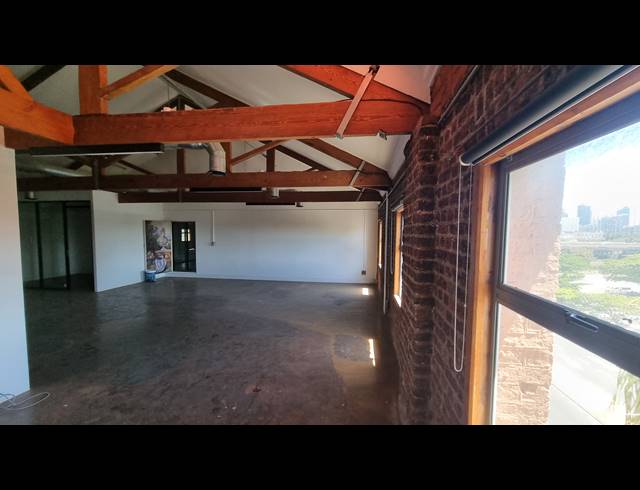 303M² OFFICE FOR SALE IN WOODSTOCK